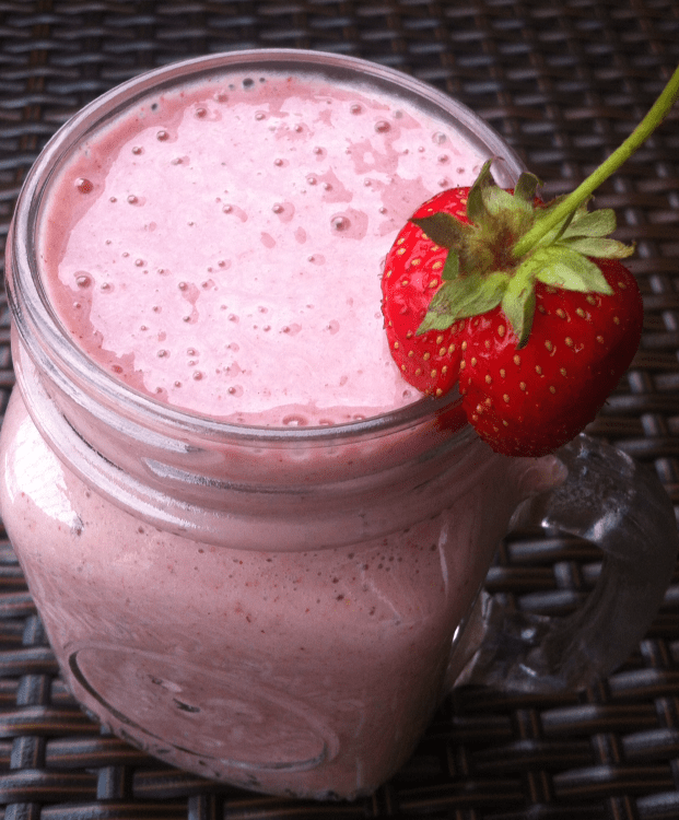 Strawberry banana smoothie